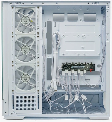 Корпус Xastra Q700 7ARGB-FS-C10-UC White Q700-7FS12A-C10-UC-WH